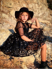 Load image into Gallery viewer, Issue #016 - SPOTLIGHT Featuring The Dripp Stitch Co. DIGITAL ONLY