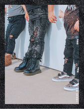 Load image into Gallery viewer, Issue #006 - SPOTLIGHT Featuring Emerys Denim DIGITAL ONLY