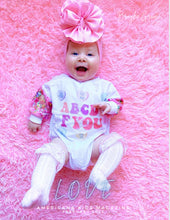 Load image into Gallery viewer, Theme Issue - 2022-02 LOVE 22