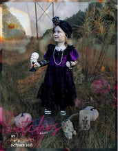 Load image into Gallery viewer, Theme Issue - 2023-10 Witches
